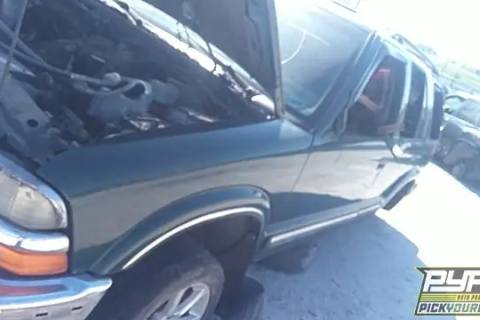 Photo of 1998 Chevrolet Blazer