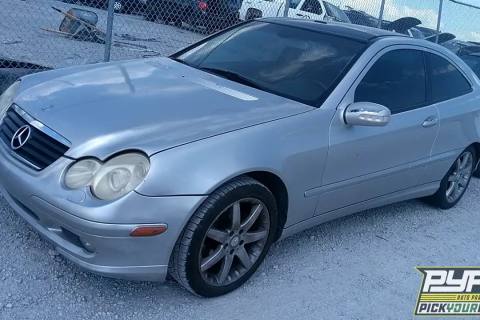 Photo of 2003 Mercedes-Benz C230