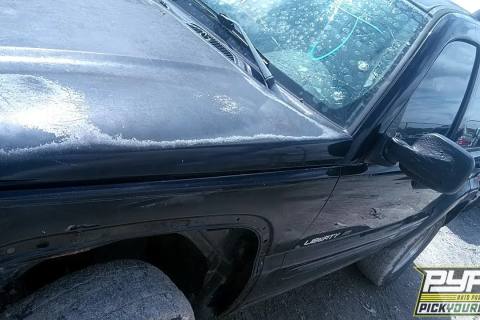 Photo of 2003 Jeep Liberty