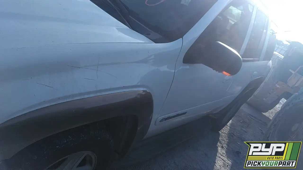 Photo of 2002 Chevrolet Trailblazer