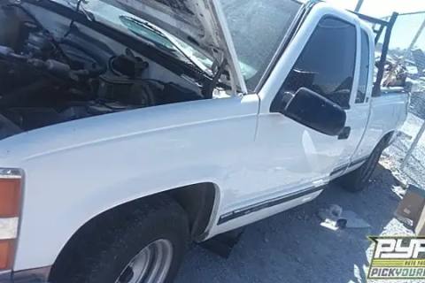 Photo of 1997 Chevrolet C1500