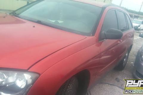 Photo of 2005 Chrysler Pacifica