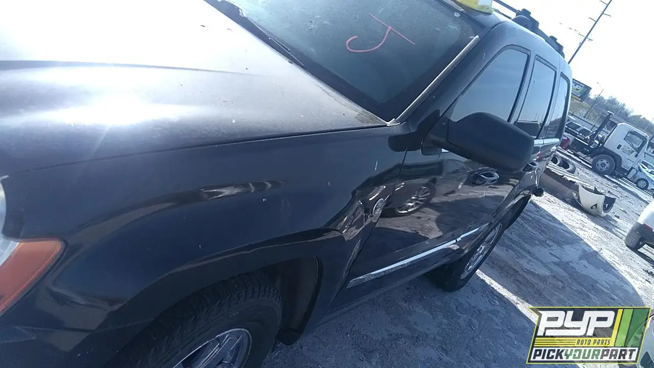 Photo of 2005 Jeep Grand Cherokee