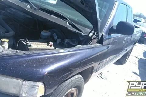 Photo of 1999 Dodge Ram 2500