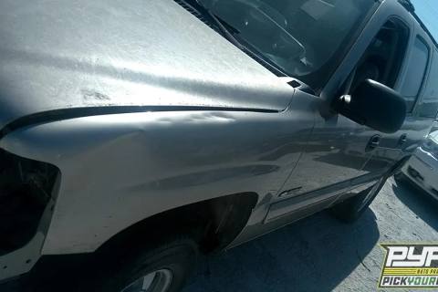 Photo of 2000 Chevrolet Suburban 1500