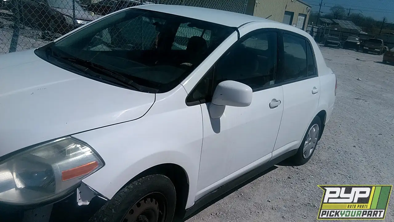 Photo of 2010 Nissan Versa