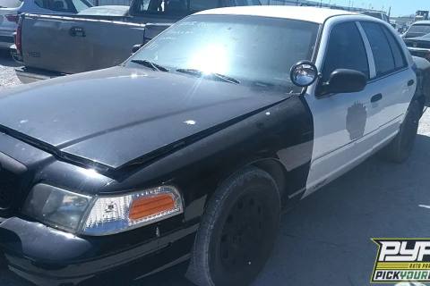 Photo of 2010 Ford Crown Victoria