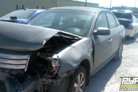Photo of 2008 Ford Taurus