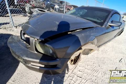 Photo of 2005 Ford Mustang