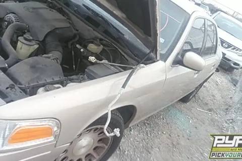 Photo of 1998 Ford Crown Victoria