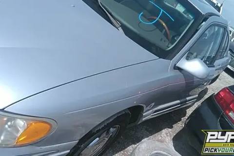 Photo of 1999 Lincoln Continental