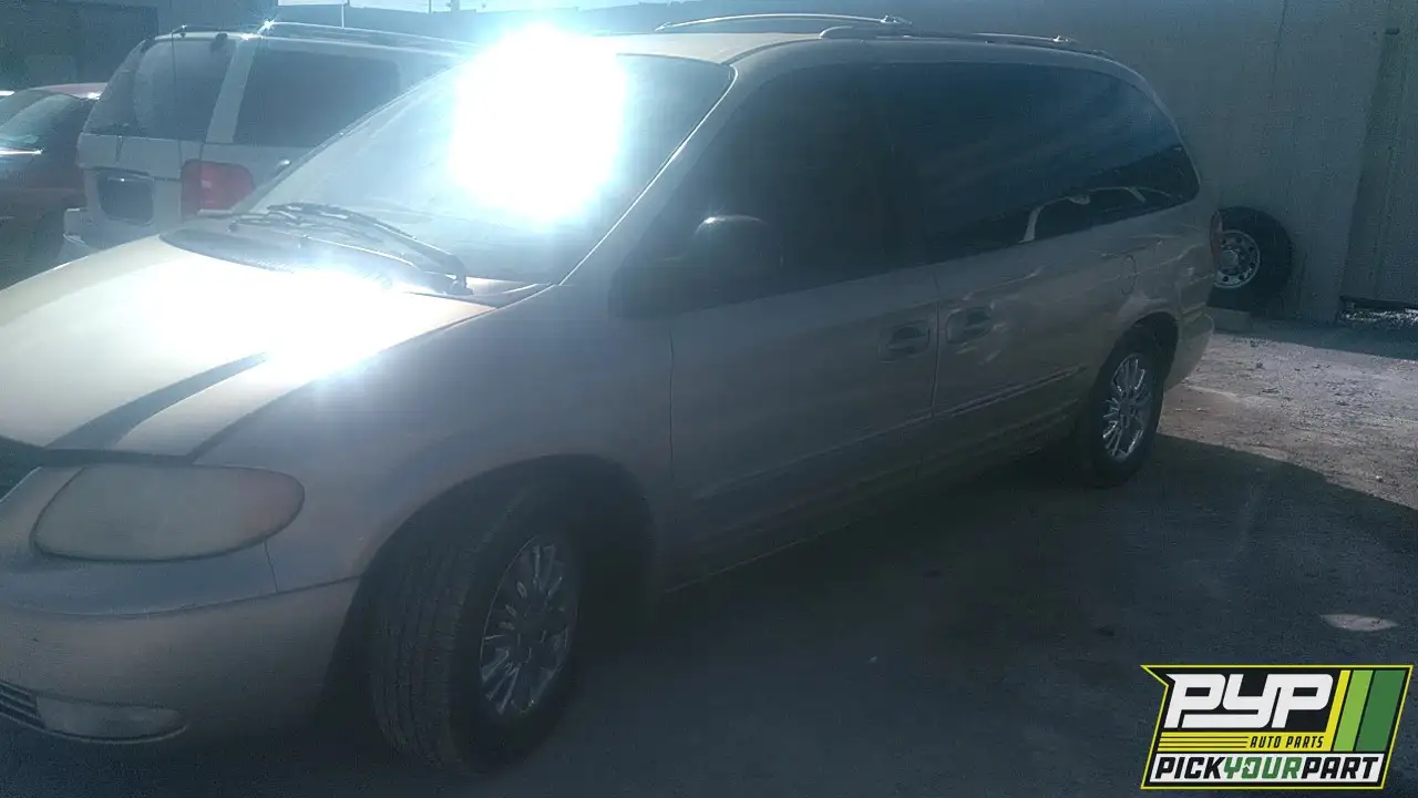 Photo of 2002 Chrysler Town & Country