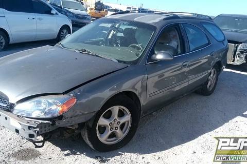 Photo of 2003 Ford Taurus