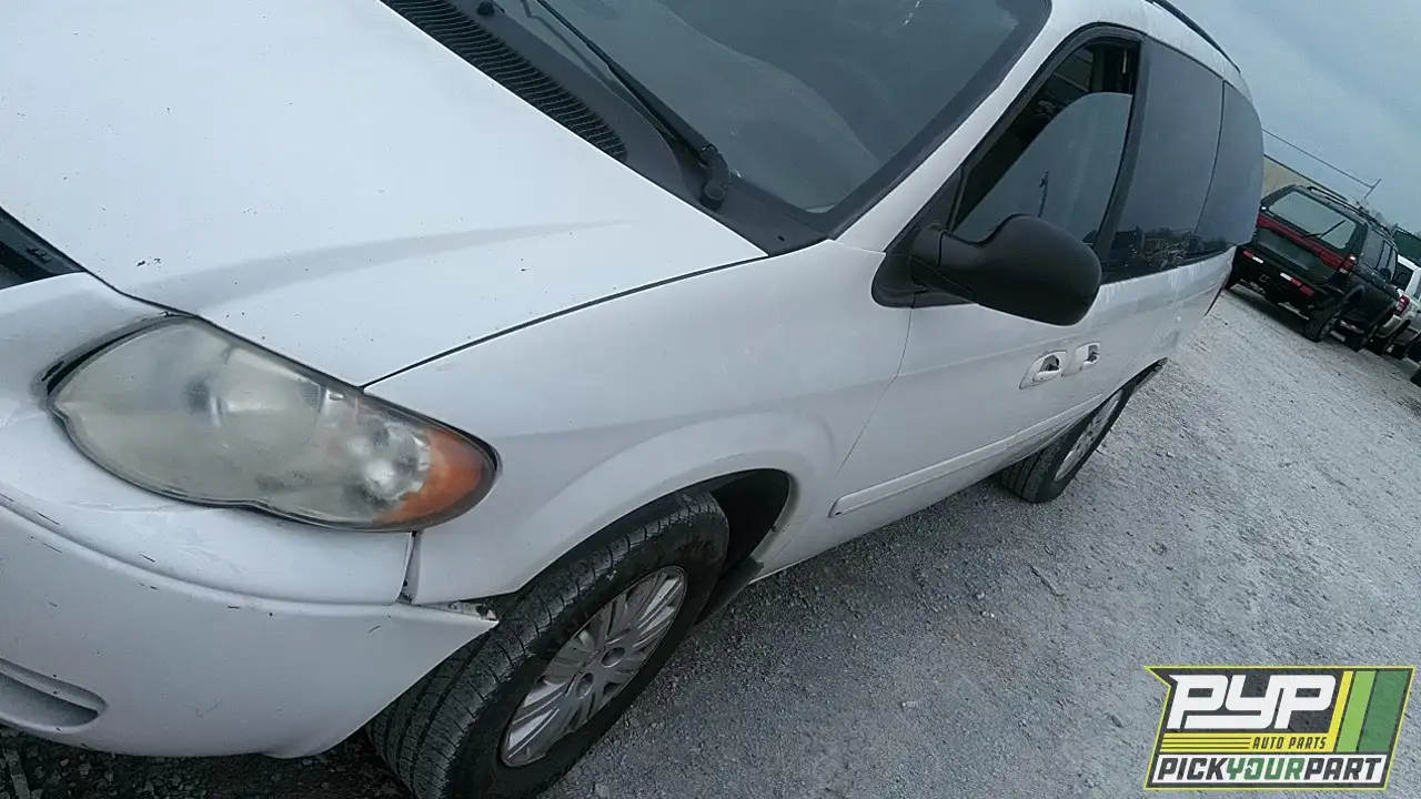 Photo of 2006 Chrysler Town & Country