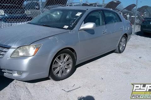 Photo of 2005 Toyota Avalon