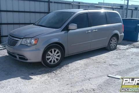 Photo of 2015 Chrysler Town & Country