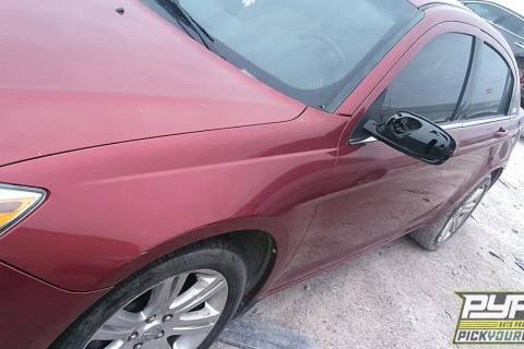 Photo of 2013 Chrysler 200