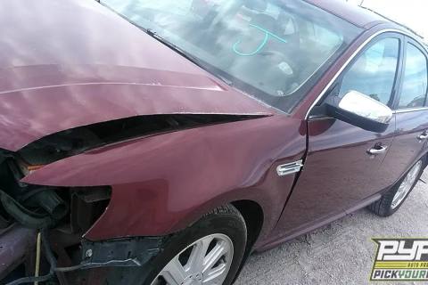 Photo of 2008 Ford Taurus