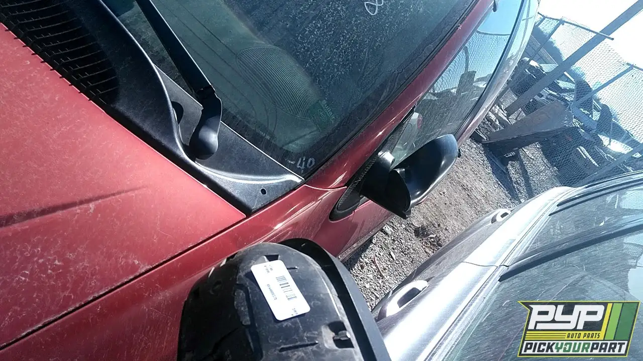 Photo of 2002 Chrysler Town & Country