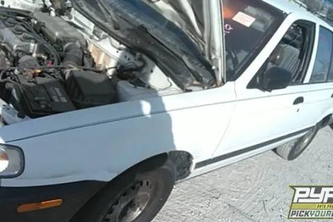 Photo of 1993 Nissan Sentra