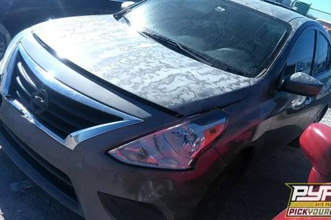 Photo of 2015 Nissan Versa