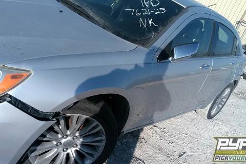 Photo of 2011 Chrysler 200