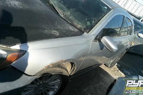 Photo of 2014 Chrysler 200
