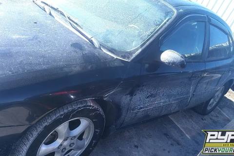 Photo of 2002 Ford Taurus