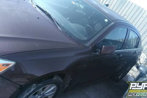 Photo of 2013 Chrysler 200