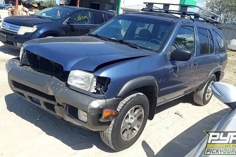 Photo of 2001 Nissan Pathfinder