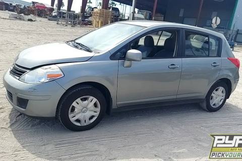 Photo of 2011 Nissan Versa