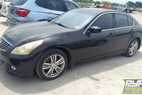 Photo of 2010 Infiniti G37