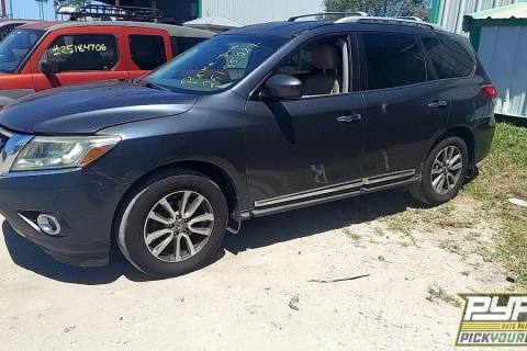 Photo of 2014 Nissan Pathfinder