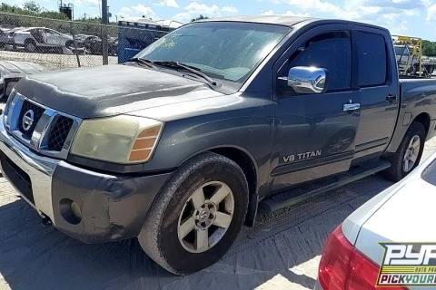 Photo of 2005 Nissan Titan