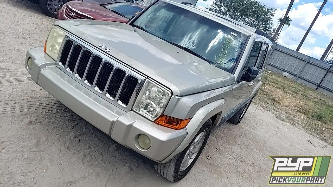 Photo of 2008 Jeep Commander