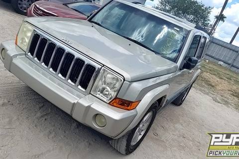 Photo of 2008 Jeep Commander