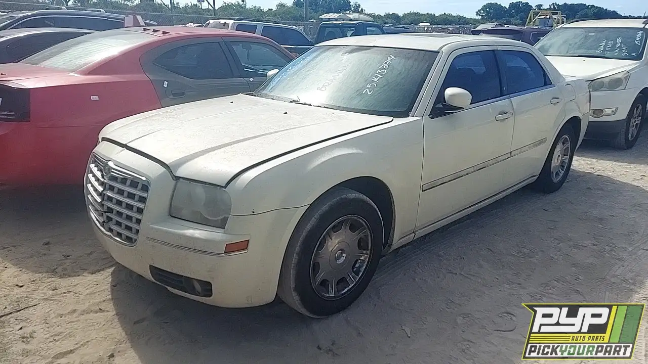 Photo of 2005 Chrysler 300