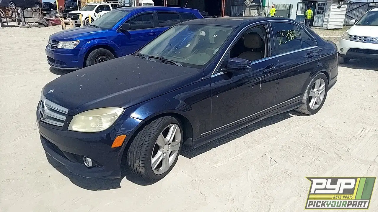 Photo of 2010 Mercedes-Benz C300