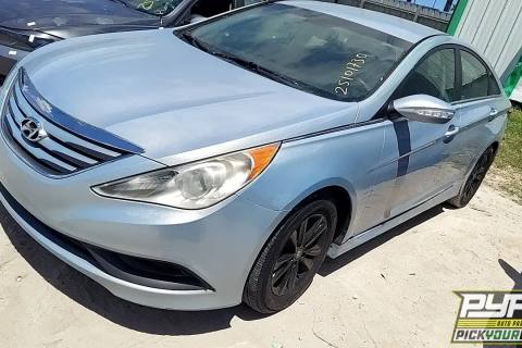 Photo of 2014 Hyundai Sonata