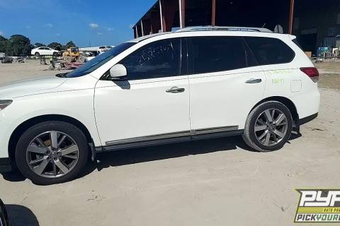 Photo of 2013 Nissan Pathfinder