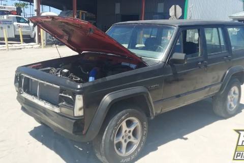 Photo of 1993 Jeep Cherokee