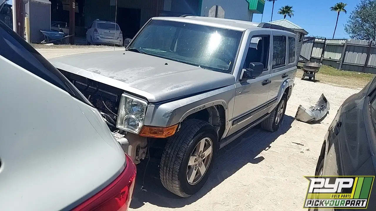 Photo of 2006 Jeep Commander