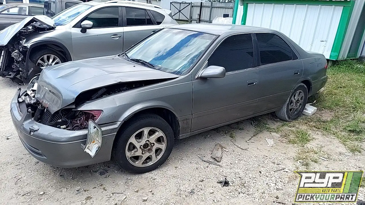 Photo of 2000 Toyota Camry