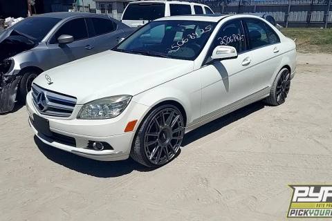 Photo of 2009 Mercedes-Benz C300