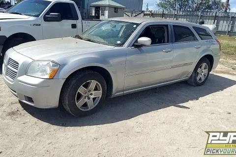 Photo of 2007 Dodge Magnum