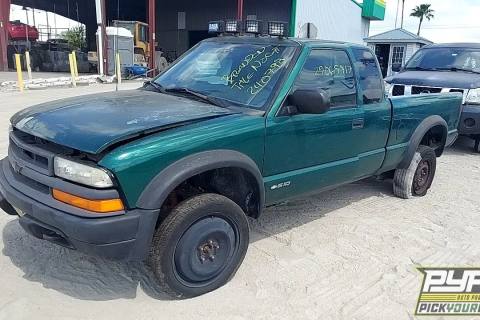Photo of 2000 Chevrolet S10
