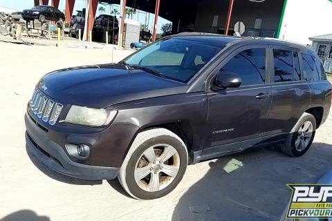 Photo of 2016 Jeep Compass