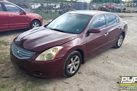 Photo of 2011 Nissan Altima