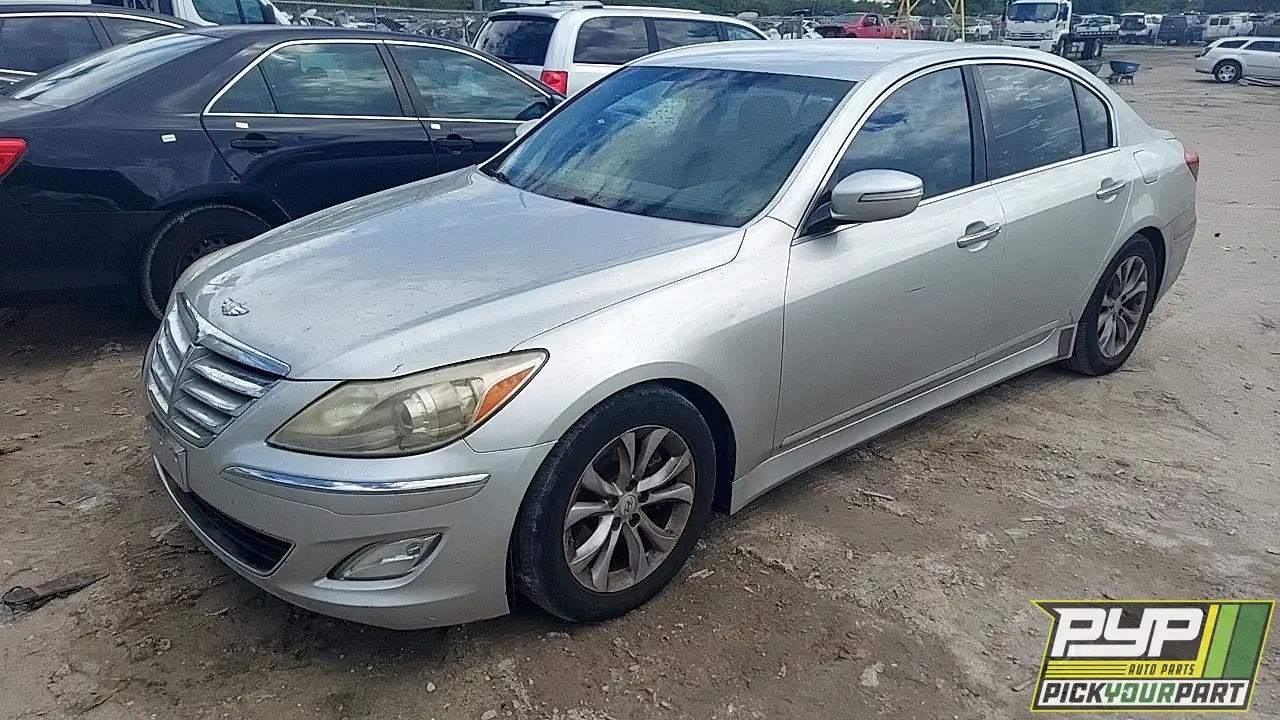 Photo of 2013 Hyundai Genesis