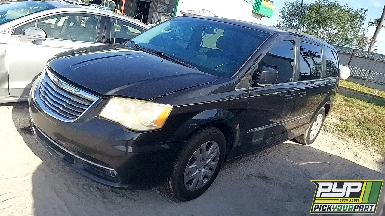 Photo of 2014 Chrysler Town & Country